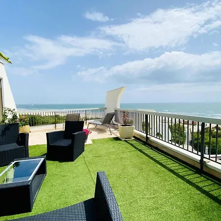 Les Grenadines - Duplex Vue Avec Parking En Sous Sol Mae-2014 *